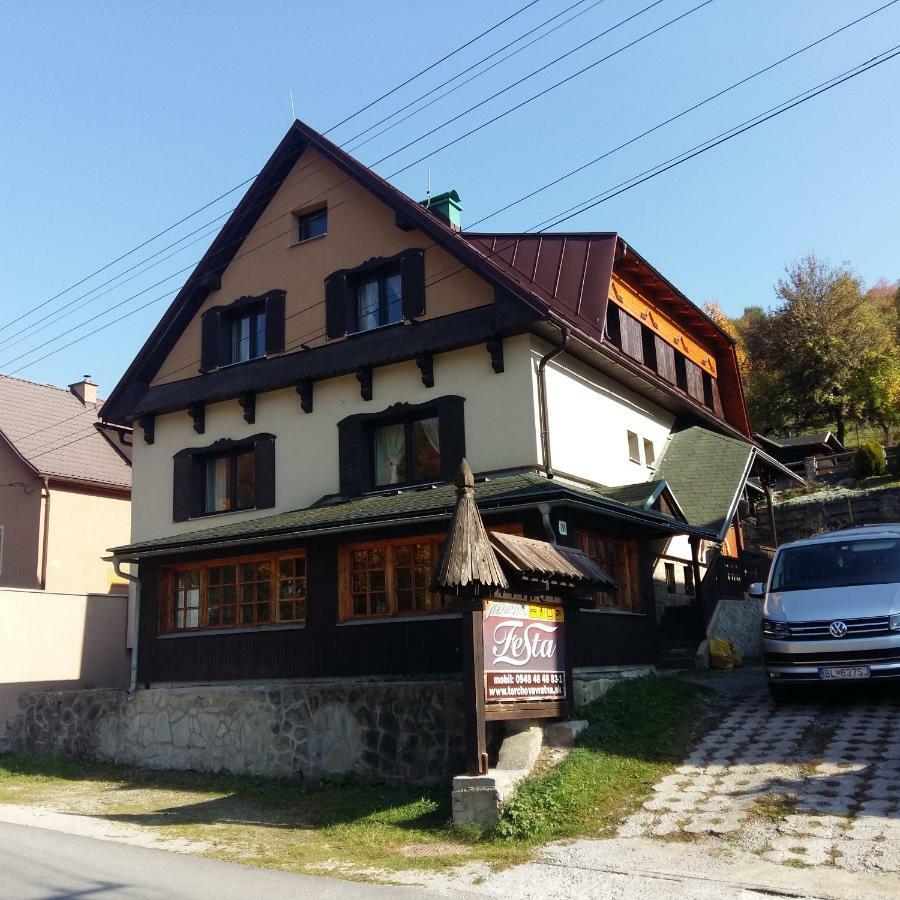 Penzion Festa Terchová エクステリア 写真